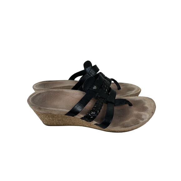 Ugg Sz 8 Cork Leather wedge thong sandals Boho-Chic Casual Coastal Cowgirl - Picture 1 of 8
